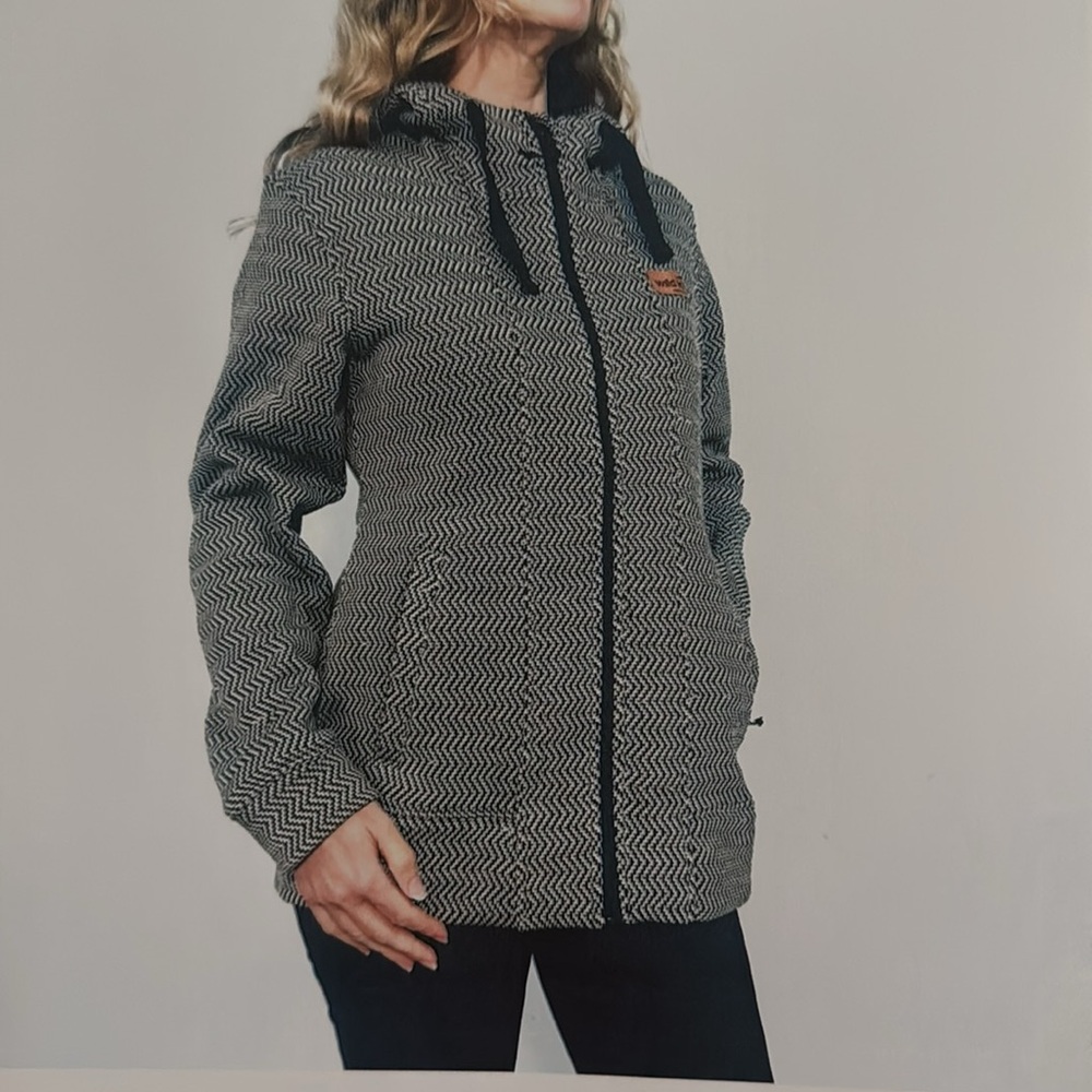 Wild Kiwi women’s fleece matrix hoodie NZ